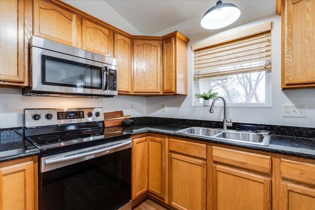 5027 N Osprey Cir, Wichita, KS 67219