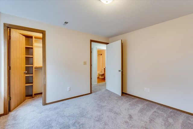 5027 N Osprey Cir, Wichita, KS 67219