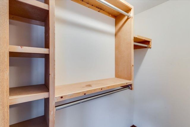 5027 N Osprey Cir, Wichita, KS 67219