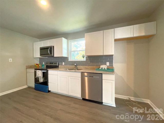 706 Hillside Street, Kannapolis, NC 28083