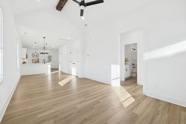 1511 Cheatham St, Springfield, TN 37172