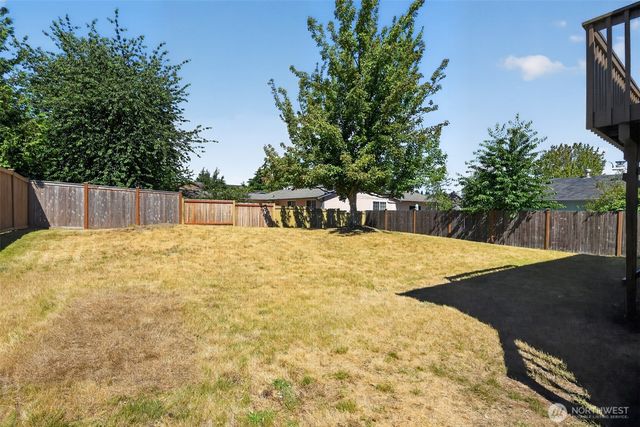 3936 N Defiance St, Tacoma, WA 98407