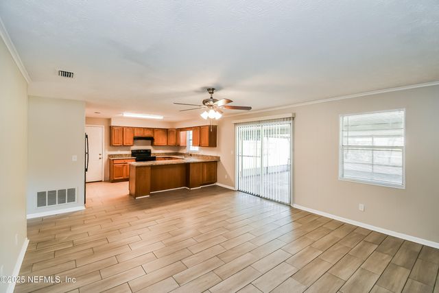 1113 GROVE PARK Drive S, Orange Park, FL 32073