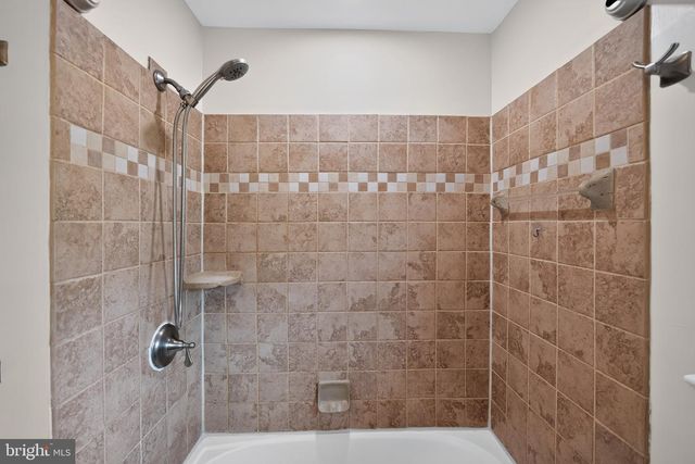 5829 WOODBINE RD, Woodbine, MD 21797