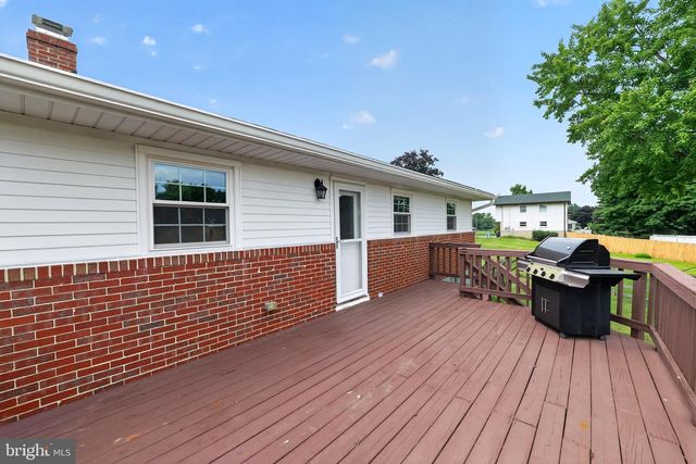 5829 WOODBINE RD, Woodbine, MD 21797
