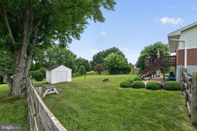 5829 WOODBINE RD, Woodbine, MD 21797