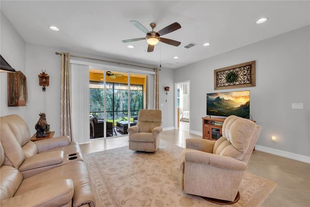 15814 AURORA LAKE CIRCLE, Wimauma, FL 33598