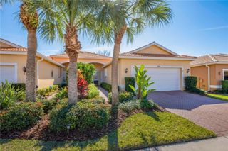15814 AURORA LAKE CIRCLE, Wimauma, FL 33598