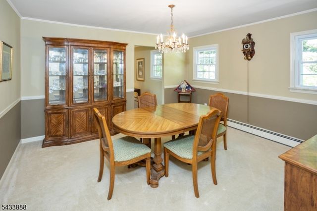 14 Parkwood Rd, Roxbury Twp., NJ 07876