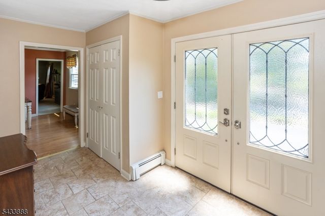 14 Parkwood Rd, Roxbury Twp., NJ 07876
