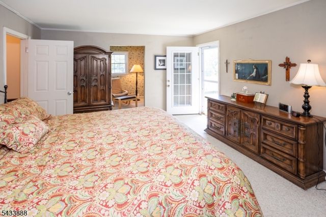 14 Parkwood Rd, Roxbury Twp., NJ 07876