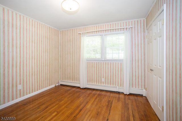 14 Parkwood Rd, Roxbury Twp., NJ 07876
