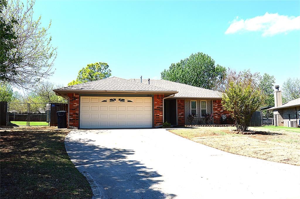 105 Lochwood Place, Yukon, OK 73099
