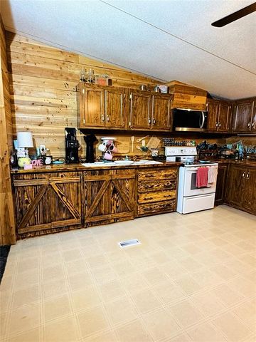 10427 350th Street, Blanchard, OK 73010