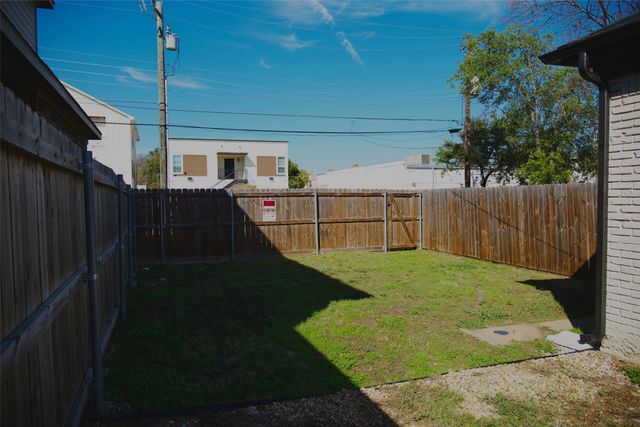 3114 Frazier Avenue, Fort Worth, TX 76110