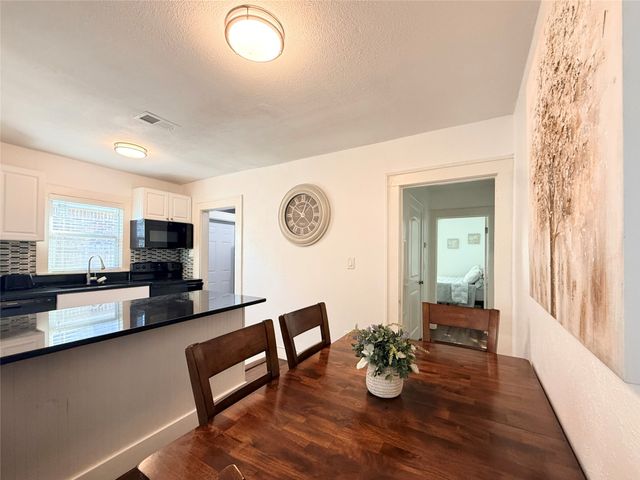 3114 Frazier Avenue, Fort Worth, TX 76110