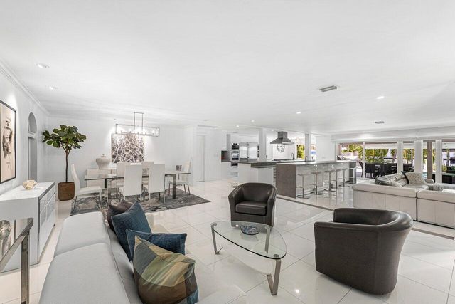 2540 MERCEDES Drive, Fort Lauderdale, FL 33316