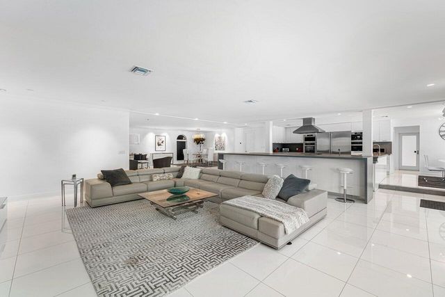 2540 MERCEDES Drive, Fort Lauderdale, FL 33316