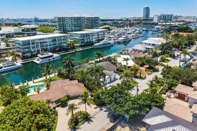2540 MERCEDES Drive, Fort Lauderdale, FL 33316