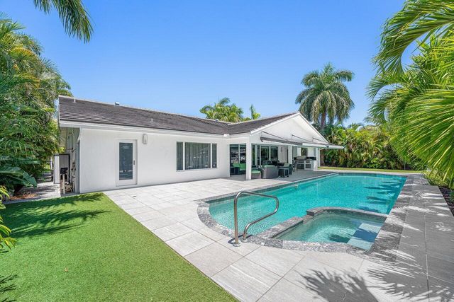 2540 MERCEDES Drive, Fort Lauderdale, FL 33316