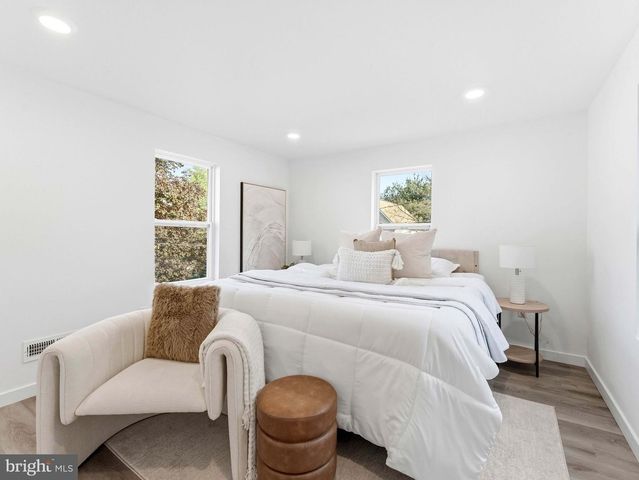 232 WASHINGTON ST, Delanco, NJ 08075