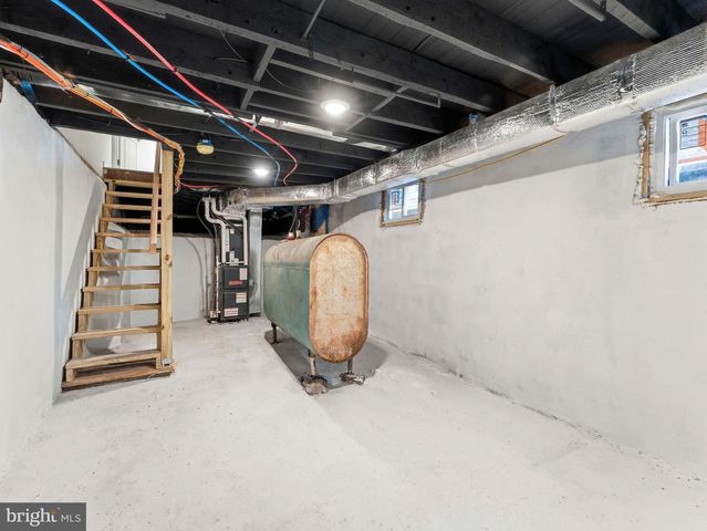 232 WASHINGTON ST, Delanco, NJ 08075