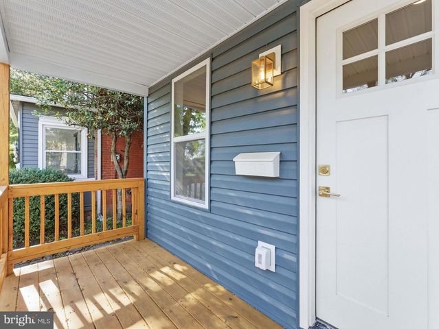 232 WASHINGTON ST, Delanco, NJ 08075