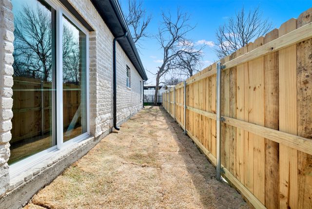 2821 Morse Street, Greenville, TX 75401
