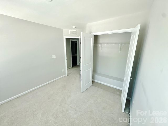 1935 Fleetwood Drive, Charlotte, NC 28208