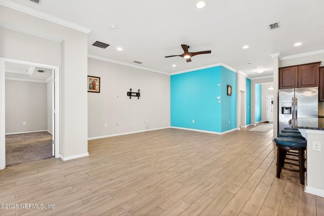 138 S HUMMINGBIRD Place, Palm Coast, FL 32164