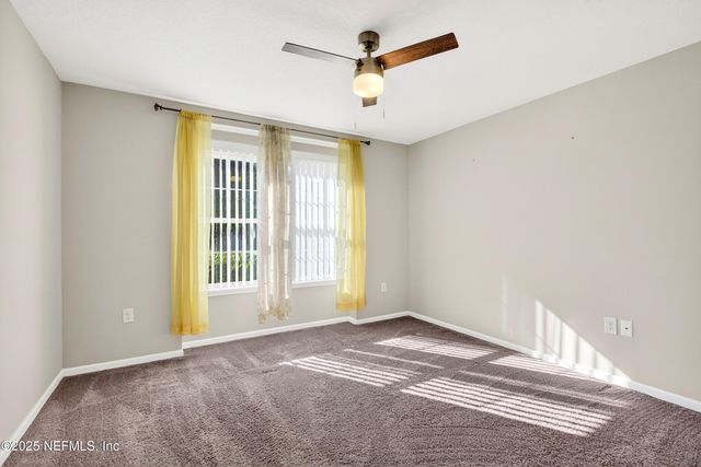 138 S HUMMINGBIRD Place, Palm Coast, FL 32164