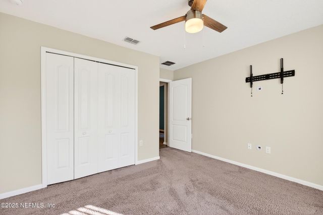 138 S HUMMINGBIRD Place, Palm Coast, FL 32164