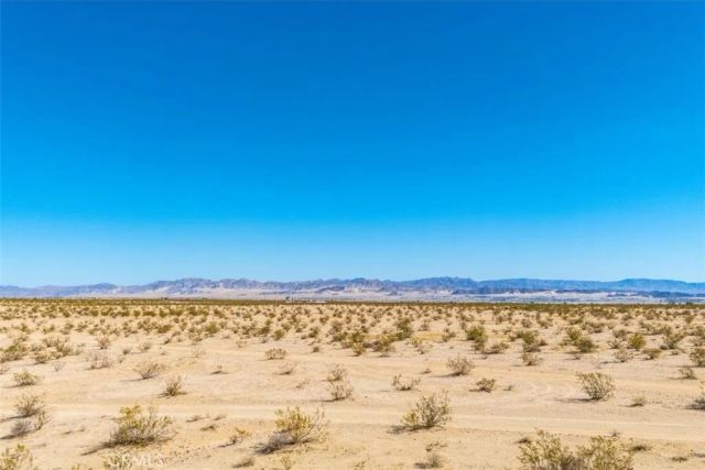 70147 Cove View, 29 Palms, CA 92277