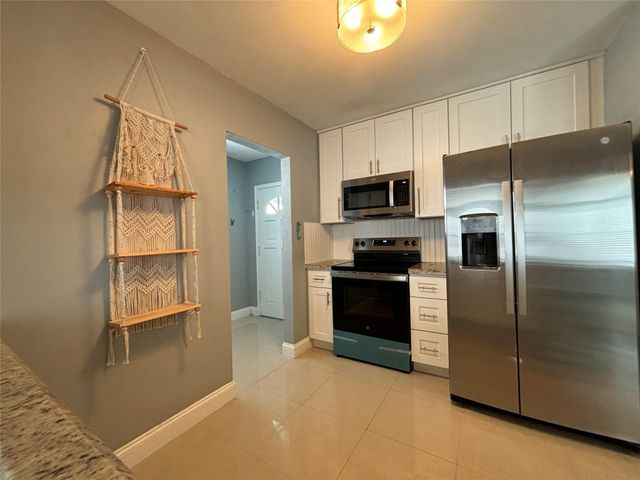 3811 NE 18th Avenue, Pompano Beach, FL 33064