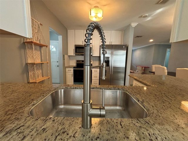 3811 NE 18th Avenue, Pompano Beach, FL 33064