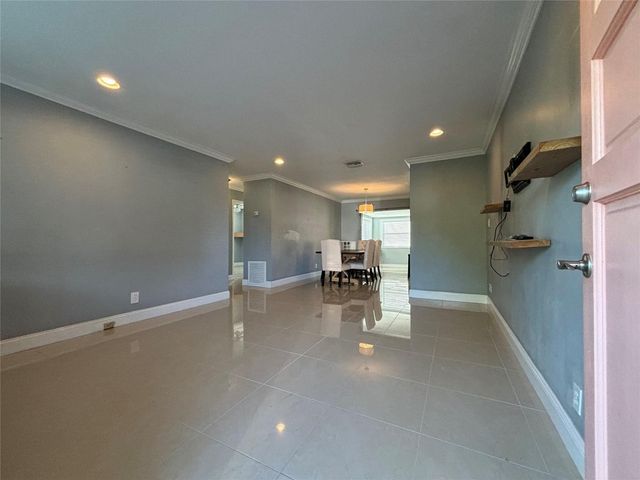 3811 NE 18th Avenue, Pompano Beach, FL 33064