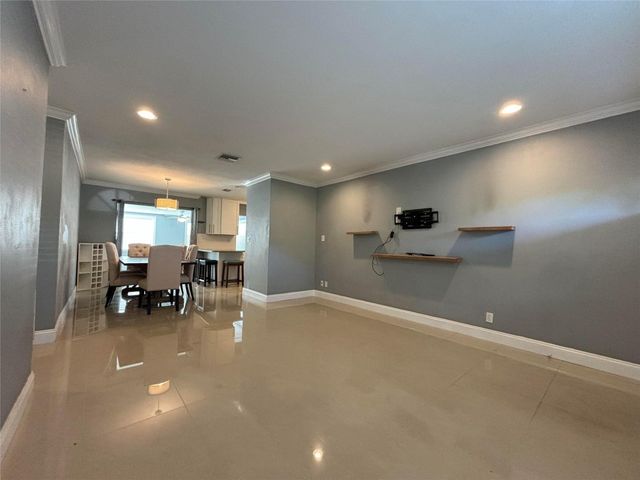 3811 NE 18th Avenue, Pompano Beach, FL 33064