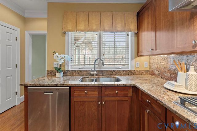 530 Elm Creek Dr, Manakin Sabot, VA 23103