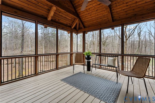 530 Elm Creek Dr, Manakin Sabot, VA 23103