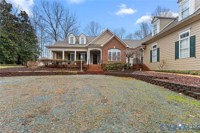 530 Elm Creek Dr, Manakin Sabot, VA 23103