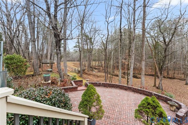 530 Elm Creek Dr, Manakin Sabot, VA 23103