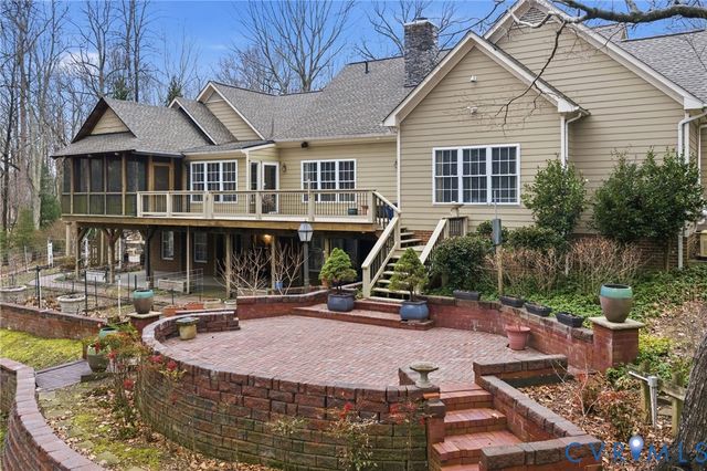 530 Elm Creek Dr, Manakin Sabot, VA 23103