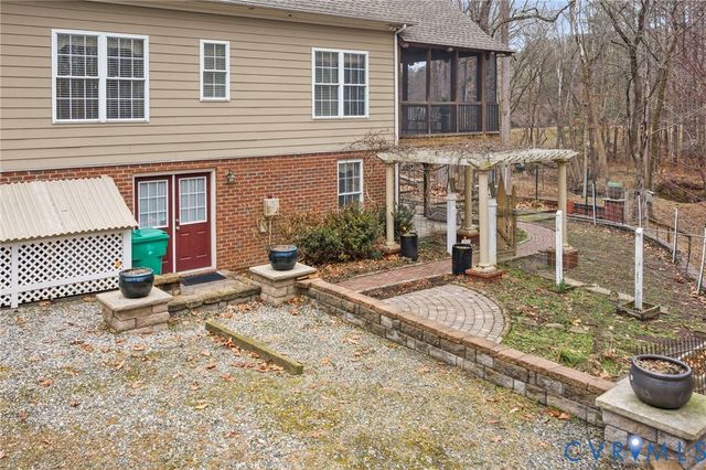 530 Elm Creek Dr, Manakin Sabot, VA 23103