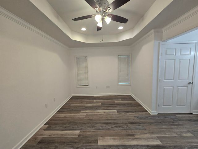2405 Boxwood Dr, Baker, LA 70714