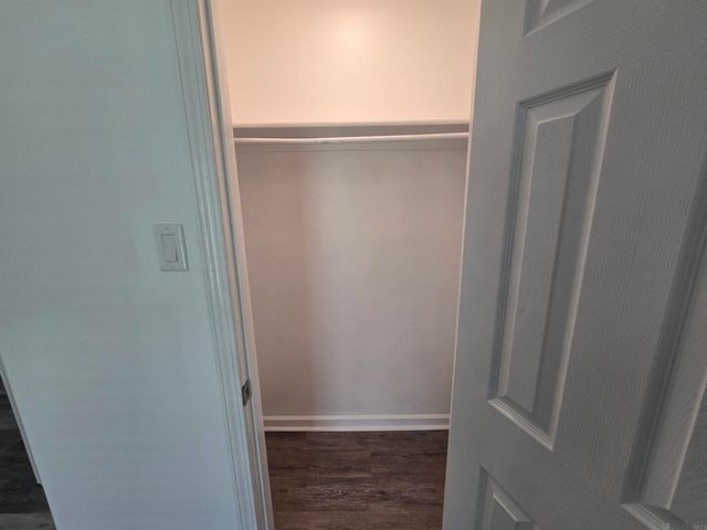 2405 Boxwood Dr, Baker, LA 70714