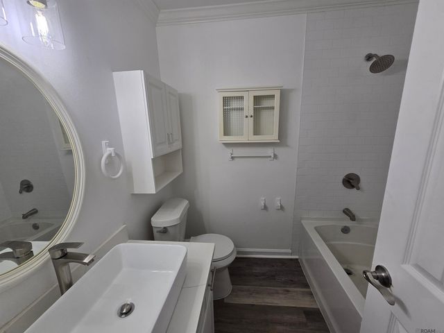 2405 Boxwood Dr, Baker, LA 70714