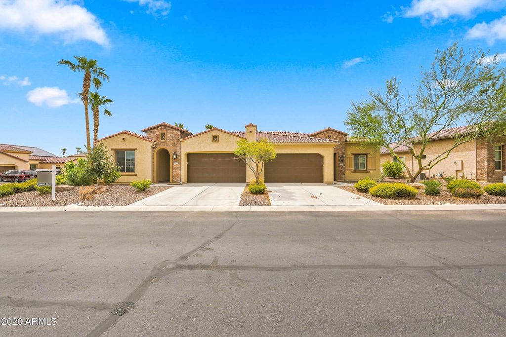 16907 W Holly Street, Goodyear, AZ 85395 — photo 3