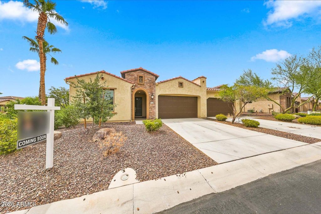 16907 W Holly Street, Goodyear, AZ 85395 — photo 4