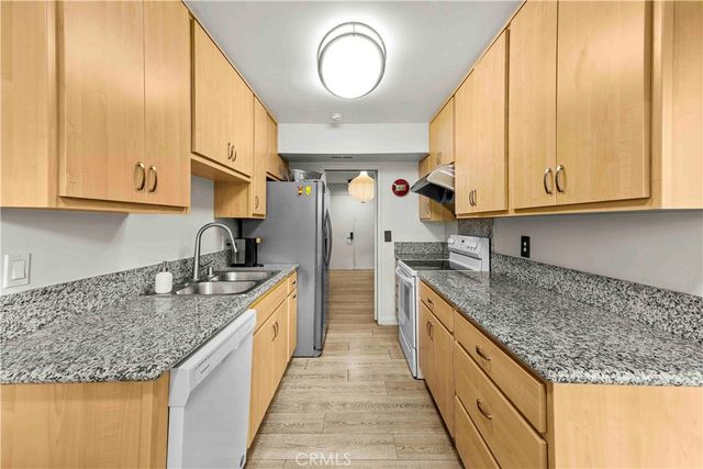 1301 S Atlantic 231C, Monterey Park, CA 91754