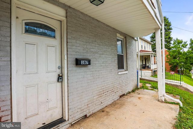 167 HANOVER STREET, Glen Rock, PA 17327